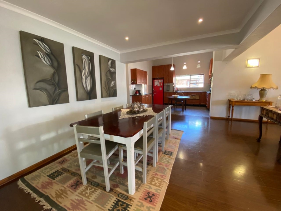 3 Bedroom Property for Sale in Sandbaai Western Cape